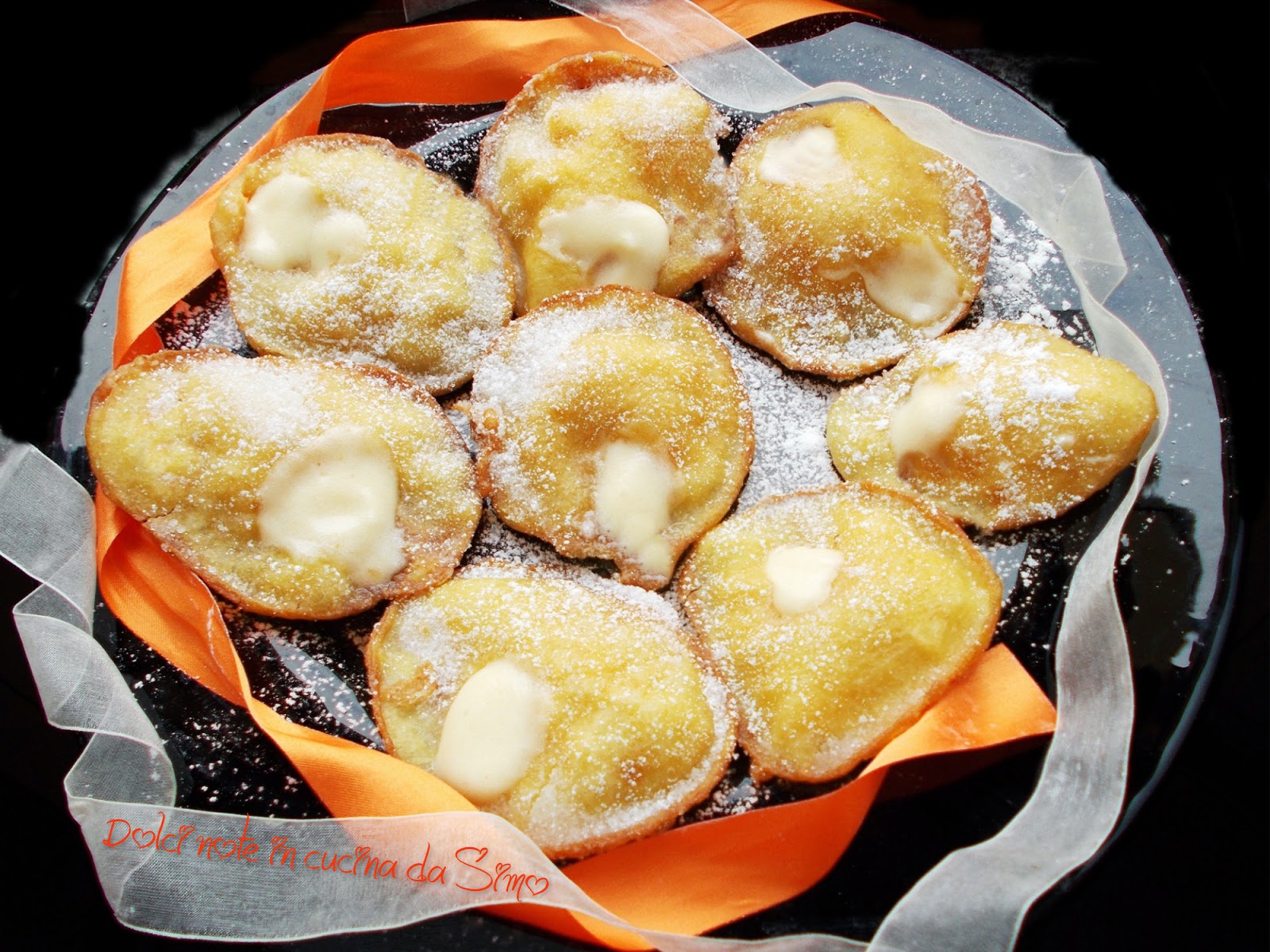Frittelle con crema pasticcera