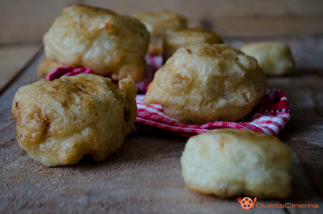 Frittelle di baccalà sfiziosi antipasti fritti