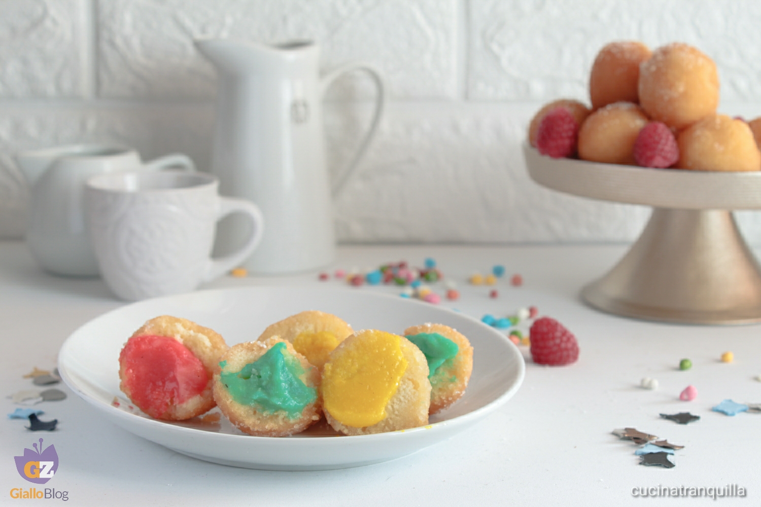 Frittelle di carnevale con crema
