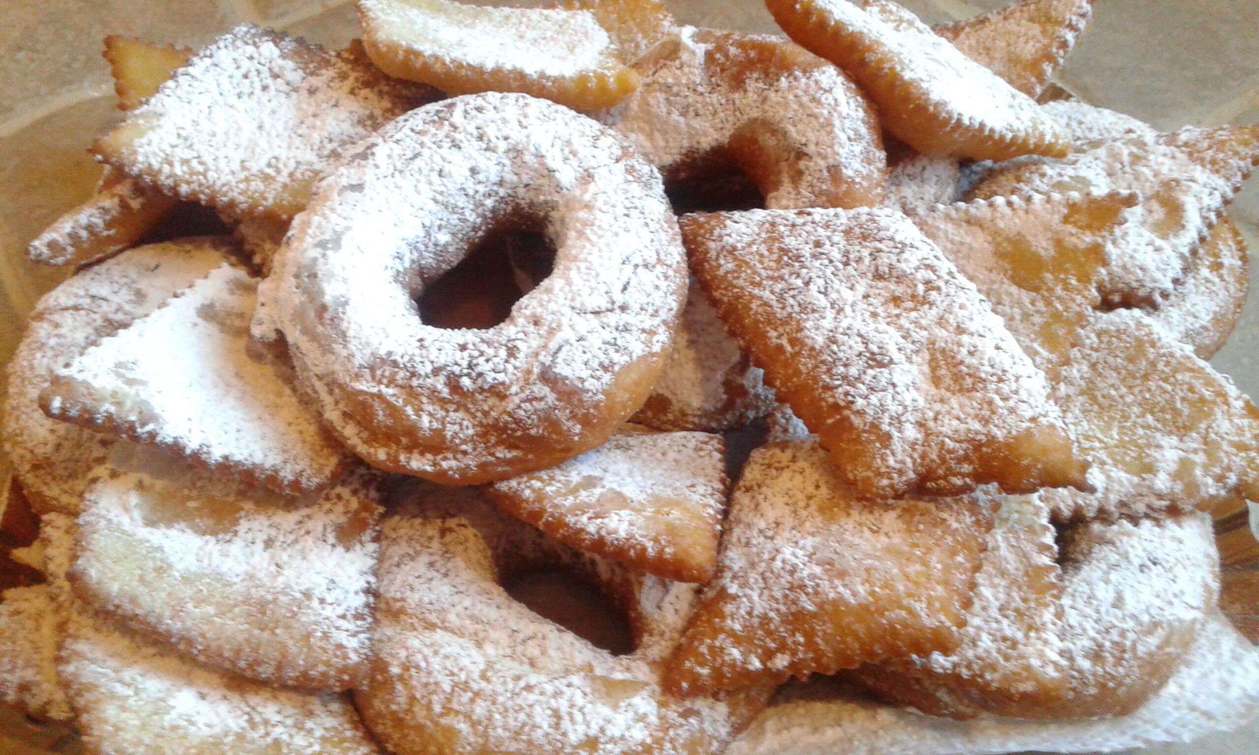 Frittelle di carnevale con patate