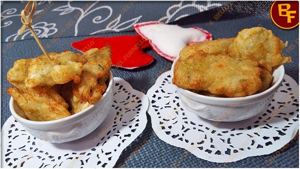 Frittelle di coste di bietola cipolla e curcuma