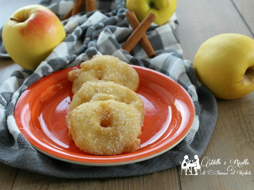 Frittelle di mele al profumo di arancia e cannella