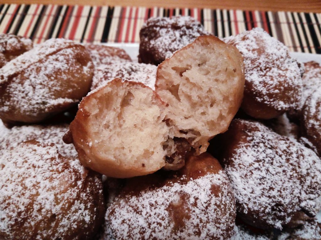 Frittelle dolci con il lievito naturale