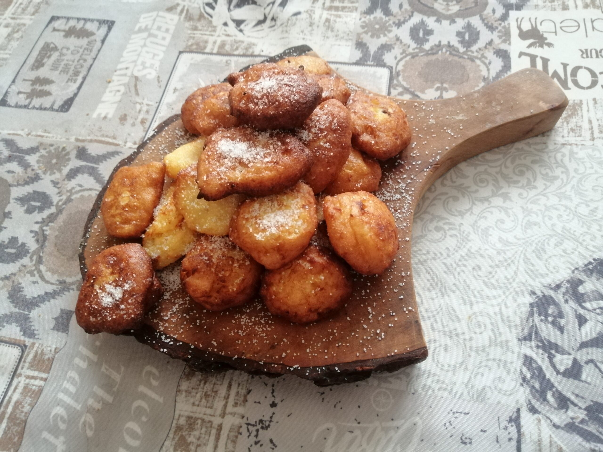 Frittelle dolci di semolino