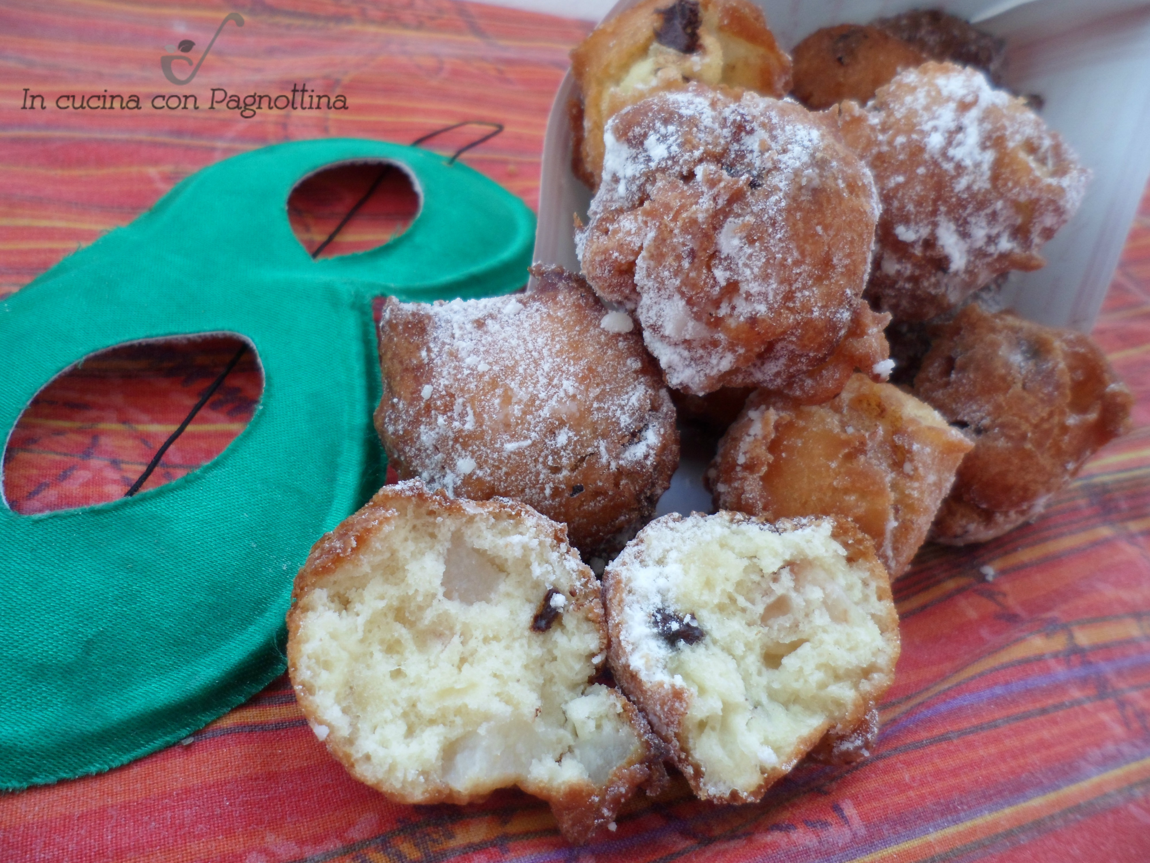 Frittelle pere e cioccolato