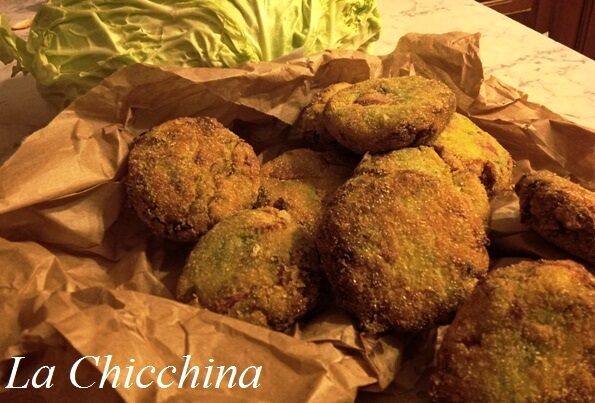Frittini con wurstel e verza