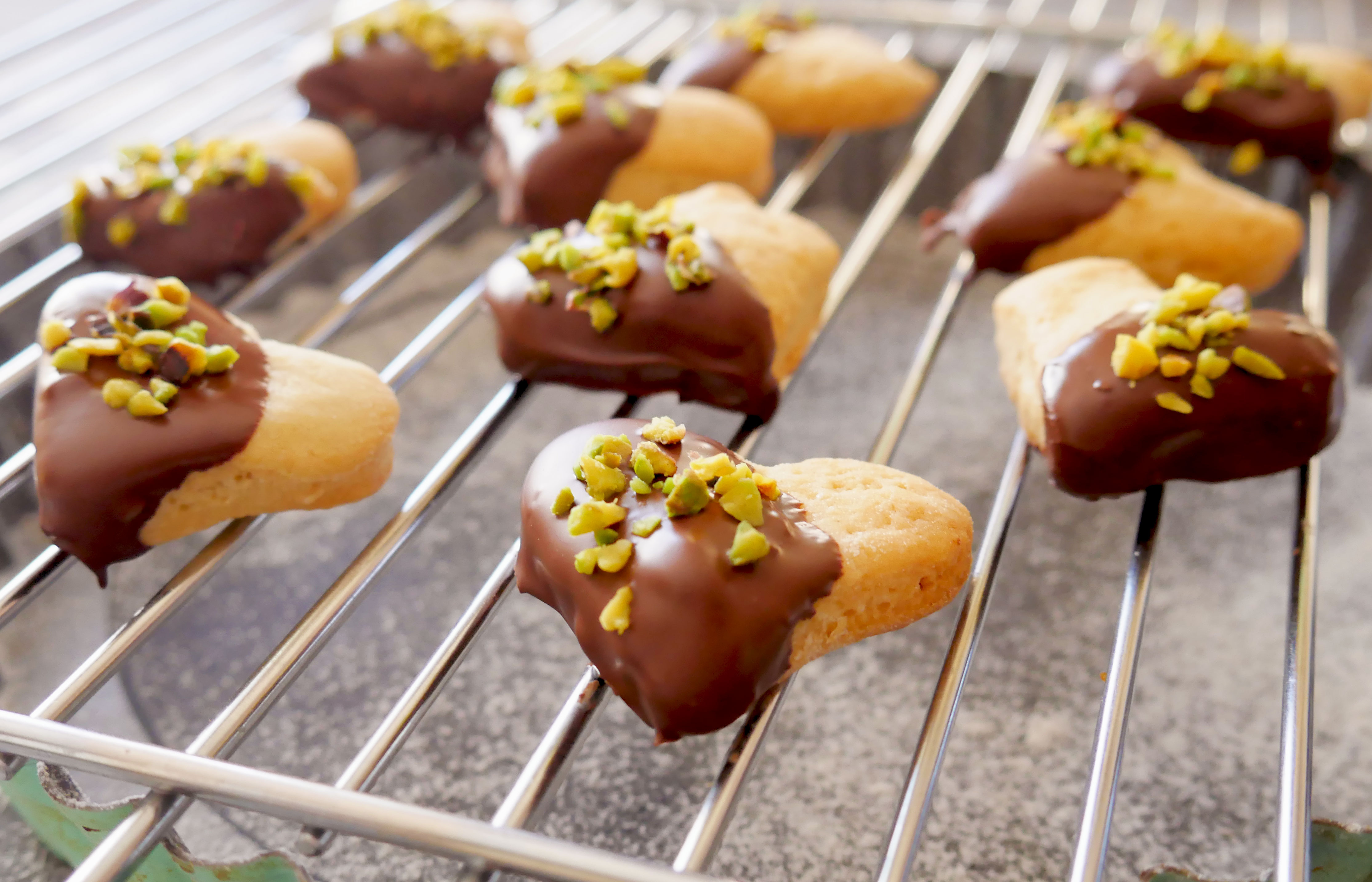 Frollini con cioccolato e pistacchi
