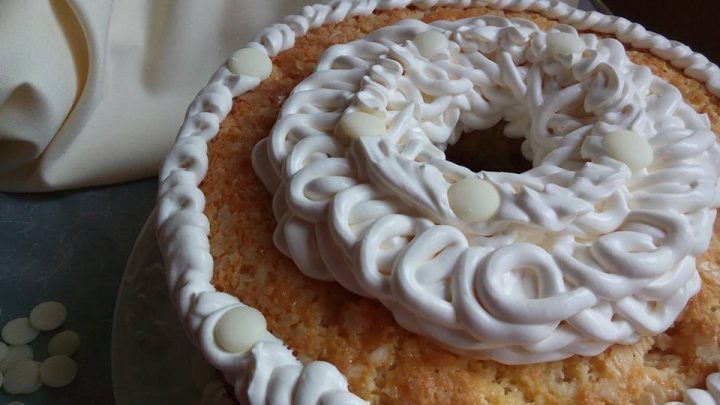 Frosting di cioccolato bianco e panna