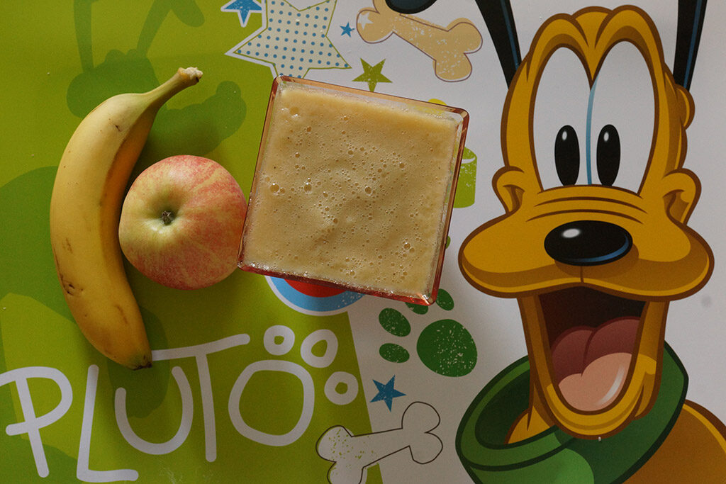 Frullato banana e mela al limone