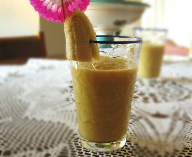 Frullato pesca, banana e gelato