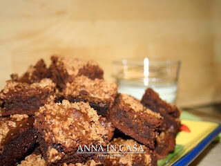 Fudge brownies con amaretti