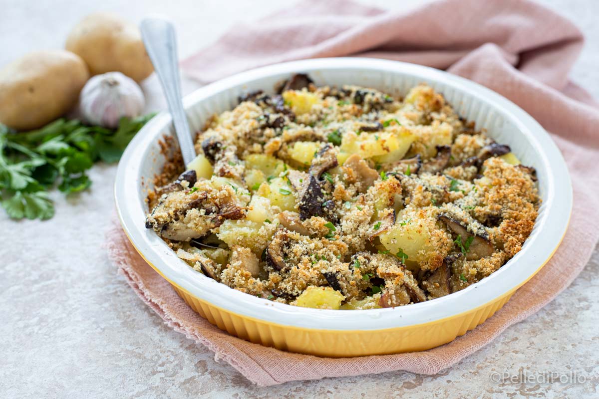 Funghi cardoncelli e patate al forno