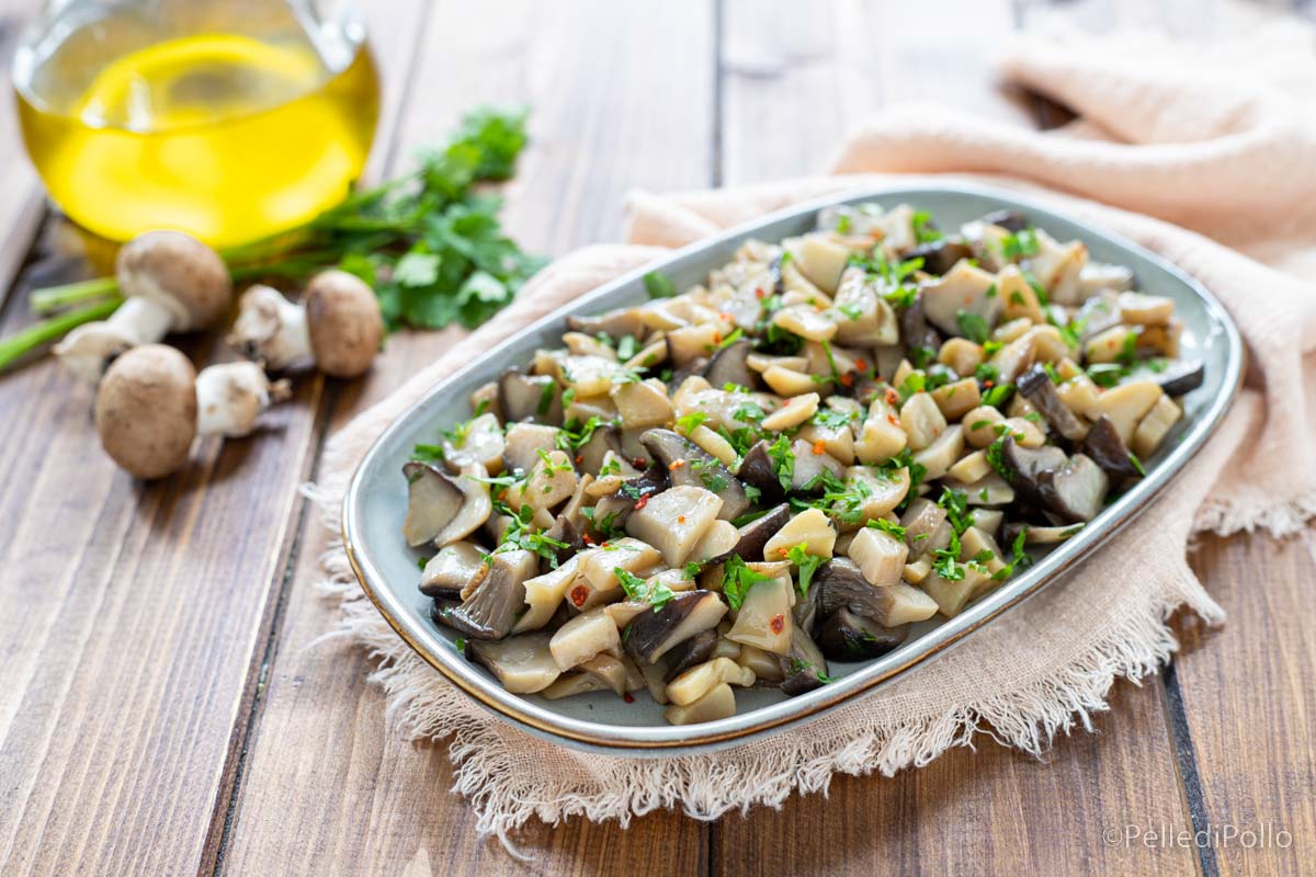 Funghi cardoncelli trifolati