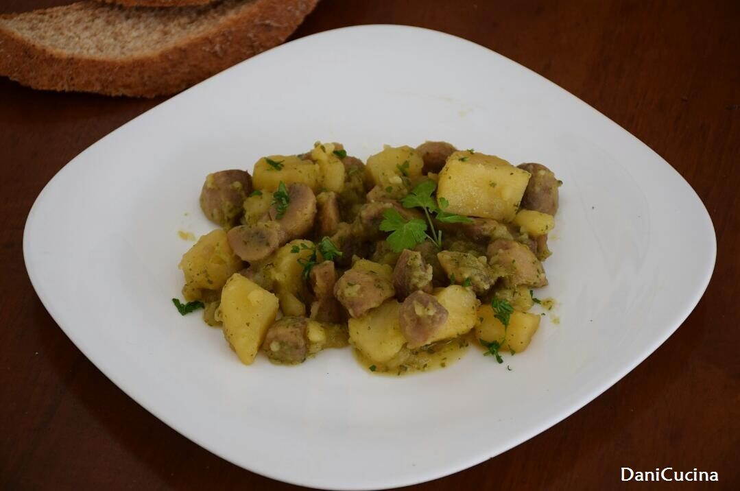 Funghi champignon trifolati in padella (con patate)