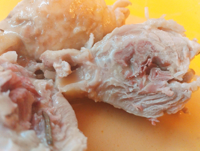 Fusi di pollo ripieni con speck e provola