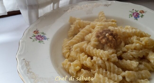 Fusilli alla salsa di noci