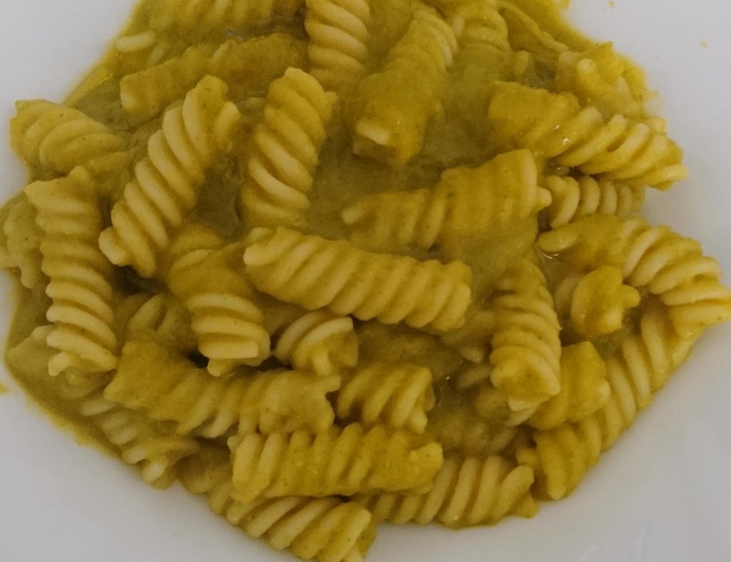 Fusilli con crema di zucchine e carote