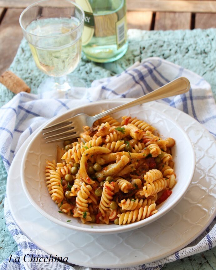 Fusilli con seppia e piselli
