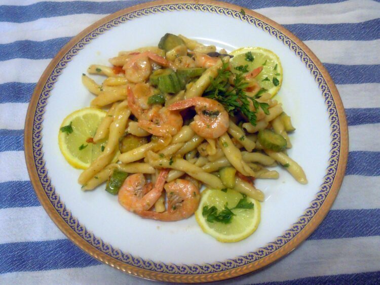 Fusilli freschi con gamberetti