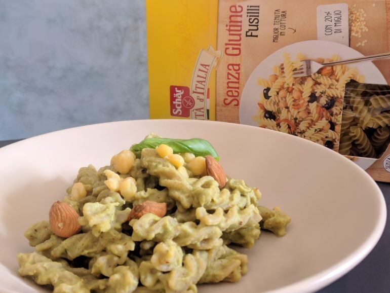 Fusilli senza glutine con pesto di ceci al curry