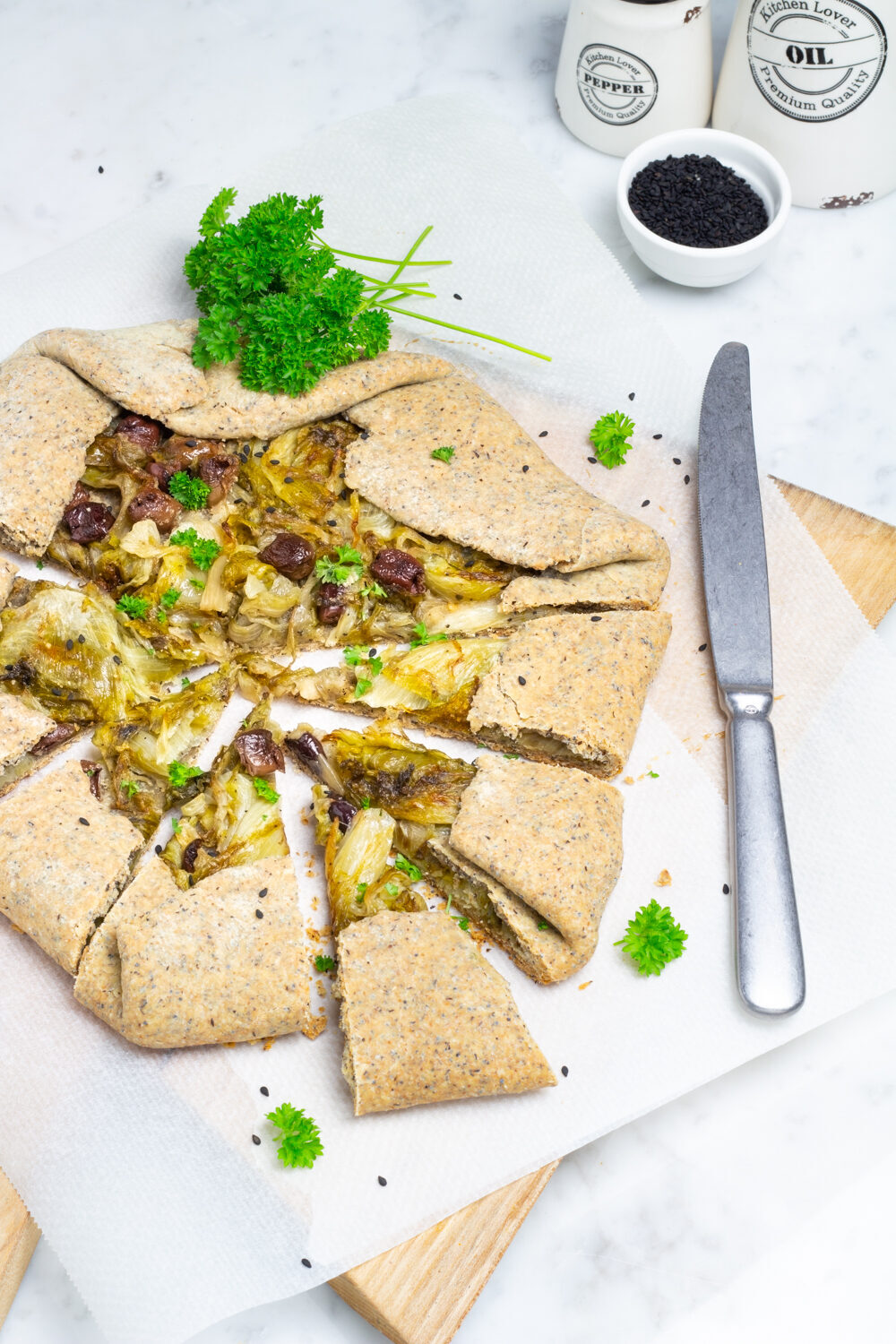 Galette integrale con scarola e olive