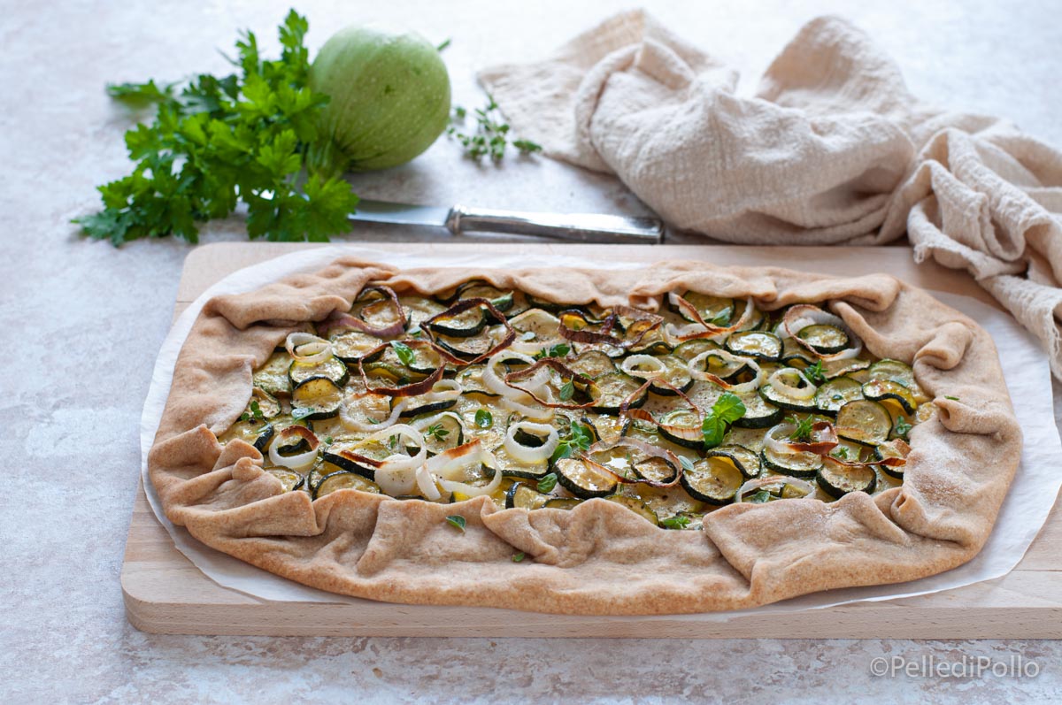 Galette salata alle zucchine con farina integrale