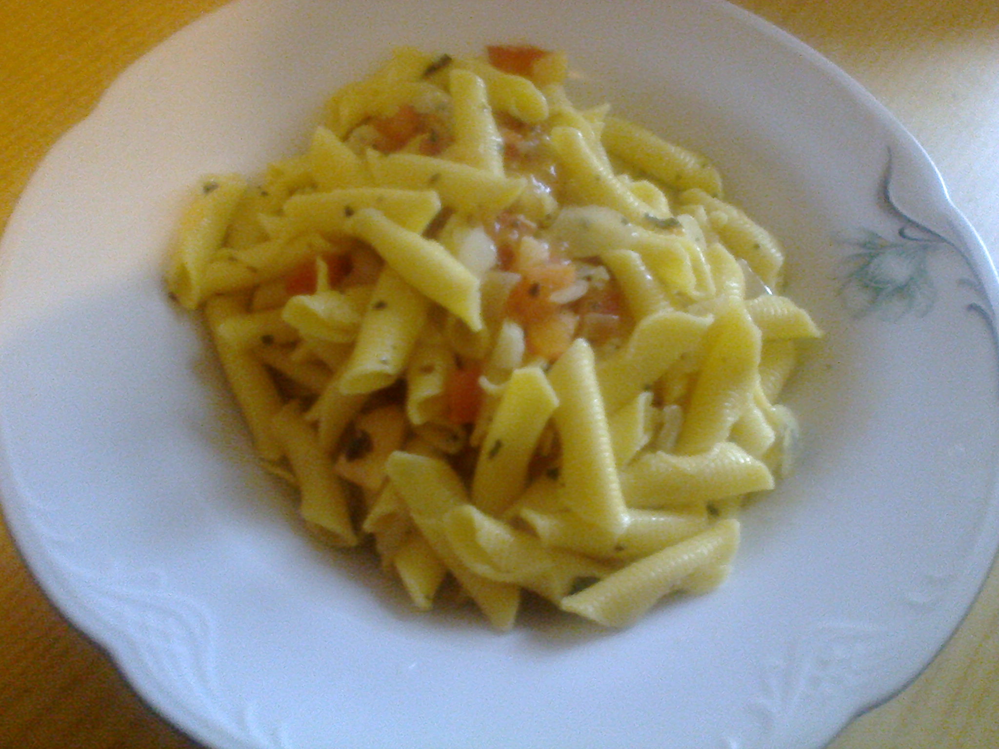 Garganelli al pomodoro fresco