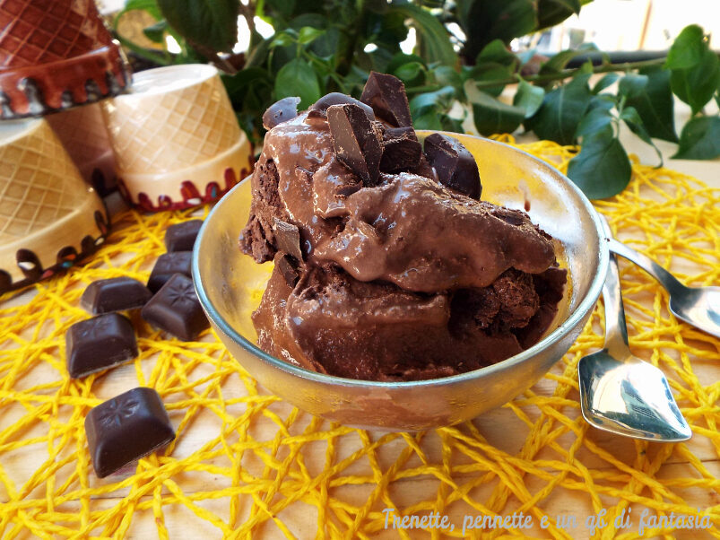 Gelato al cioccolato senza gelatiera