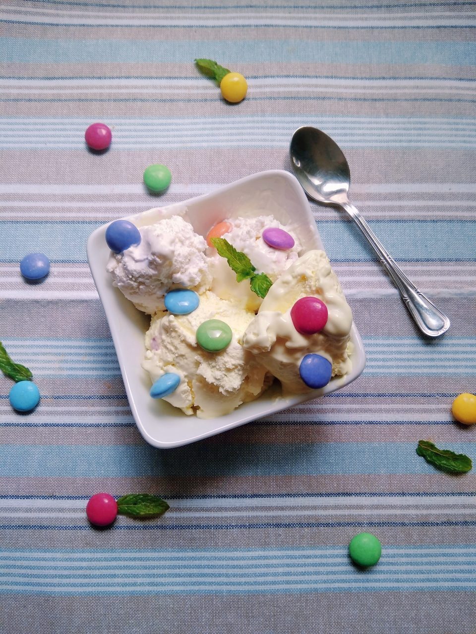 Gelato con smarties senza gelatiera