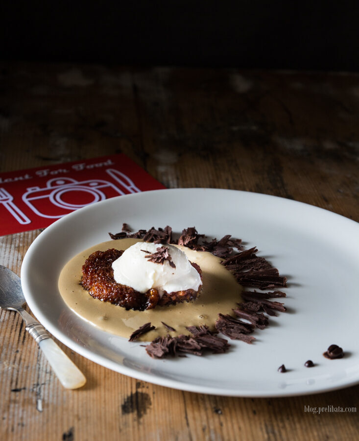 Gelato di  robiola e mostarda su zabaione al caffè