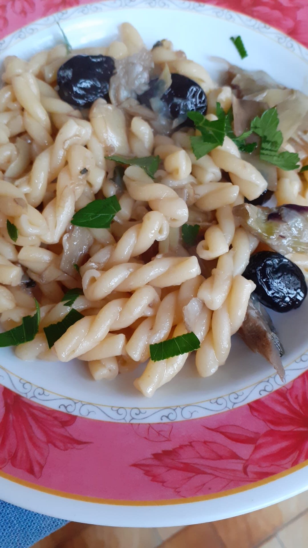 Gemelli carciofi e olive