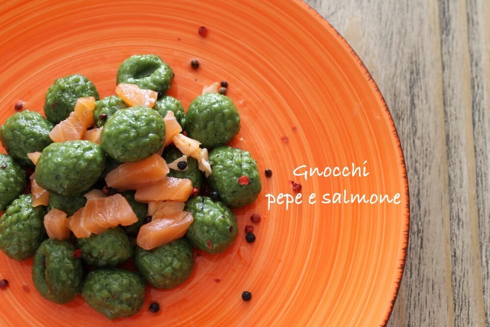 Giovedì vogliadignocchi 4: pepe e salmone
