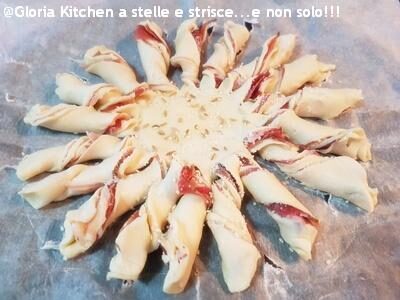 Girandola di sfoglia con sorpresa di gloria kitchenusa