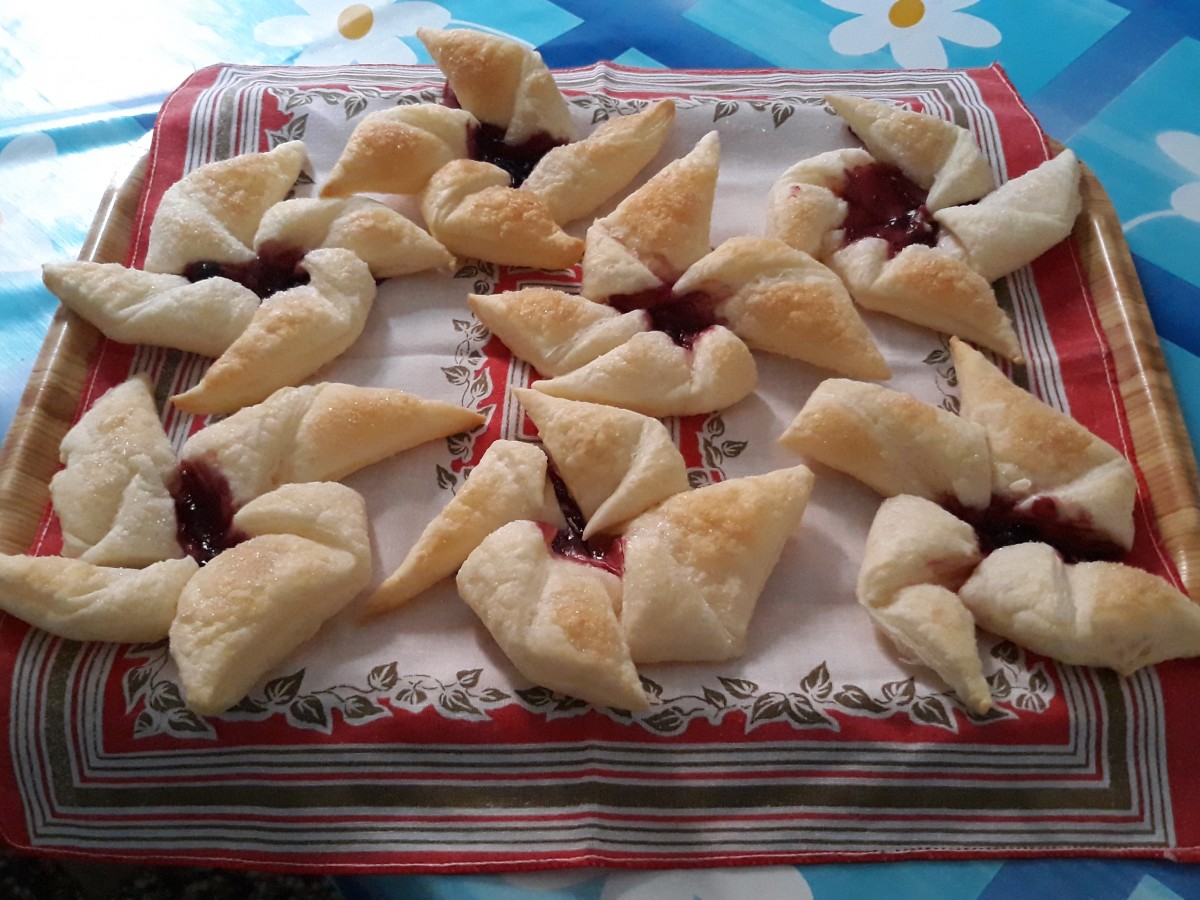 Girandole con marmellata di ciliegie