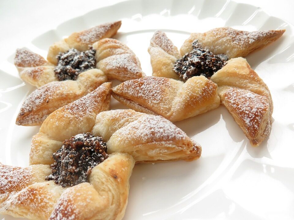 Girandole di sfoglia con marmellata
