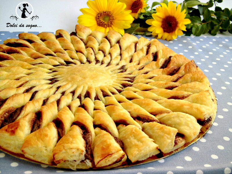 Girasole di pasta sfoglia e nutella