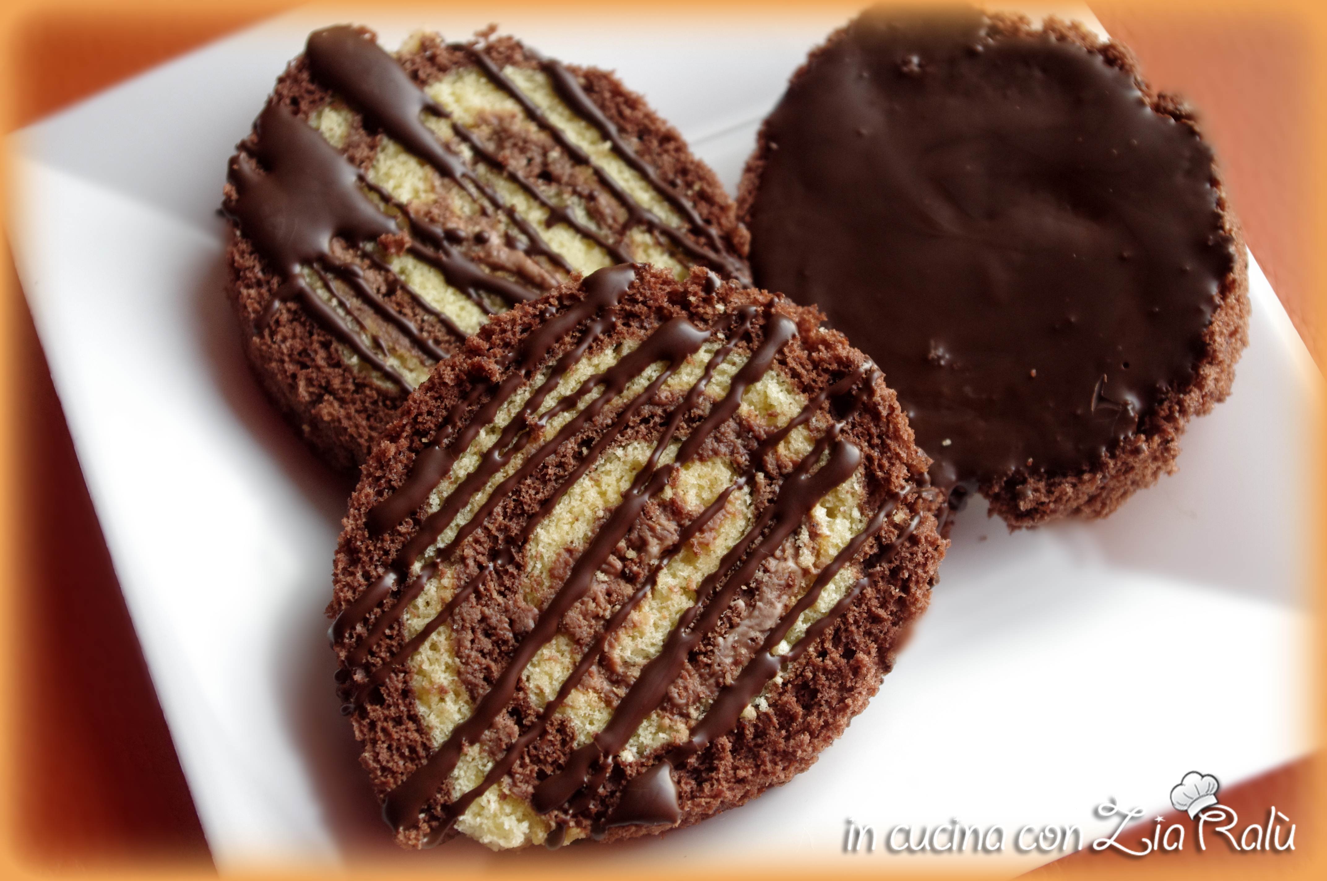 Girelle alla crema di nocciole e cioccolato