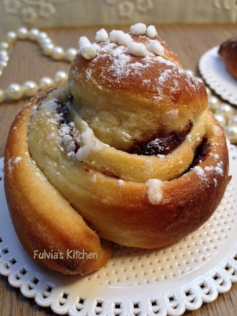 Girelle di brioche alla nutella