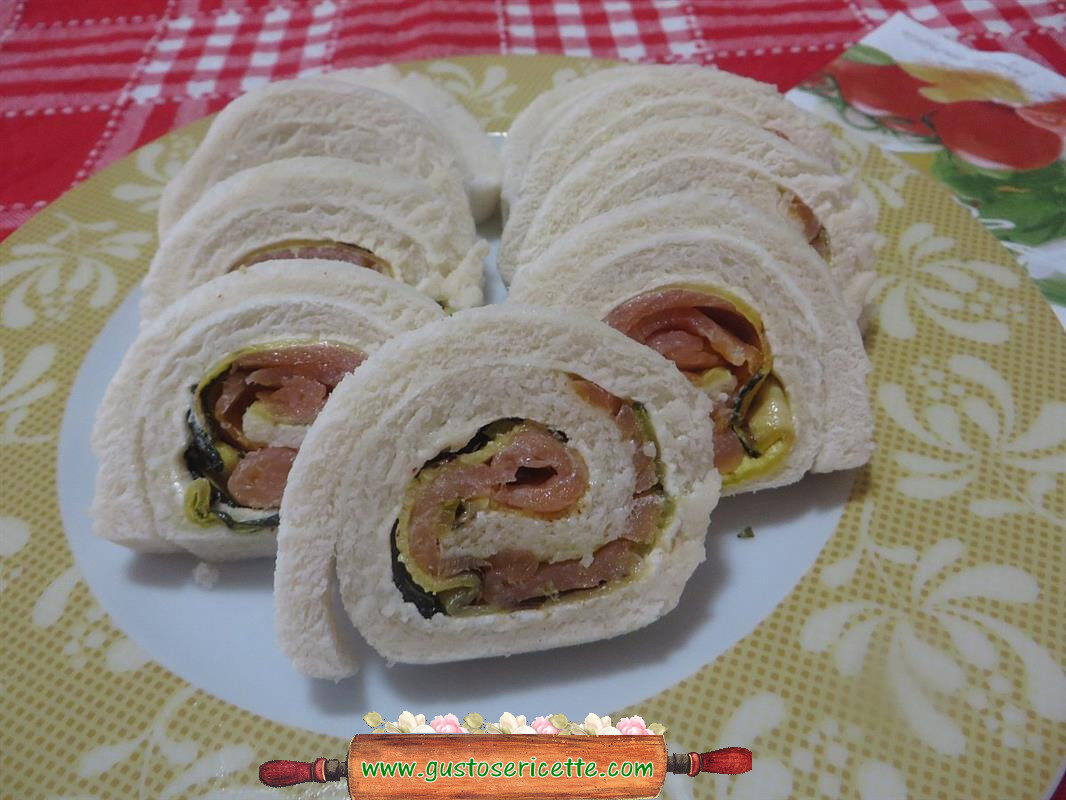 Girelle di pancarrè zucchine e salmone