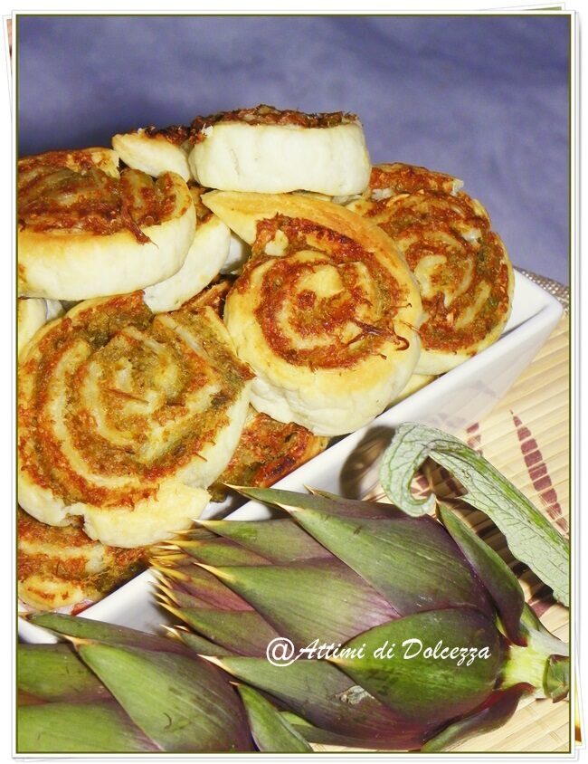 Girelle di sfoglia ai carciofi