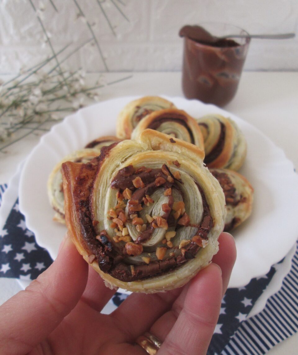 Girelle di sfoglia alla nutella