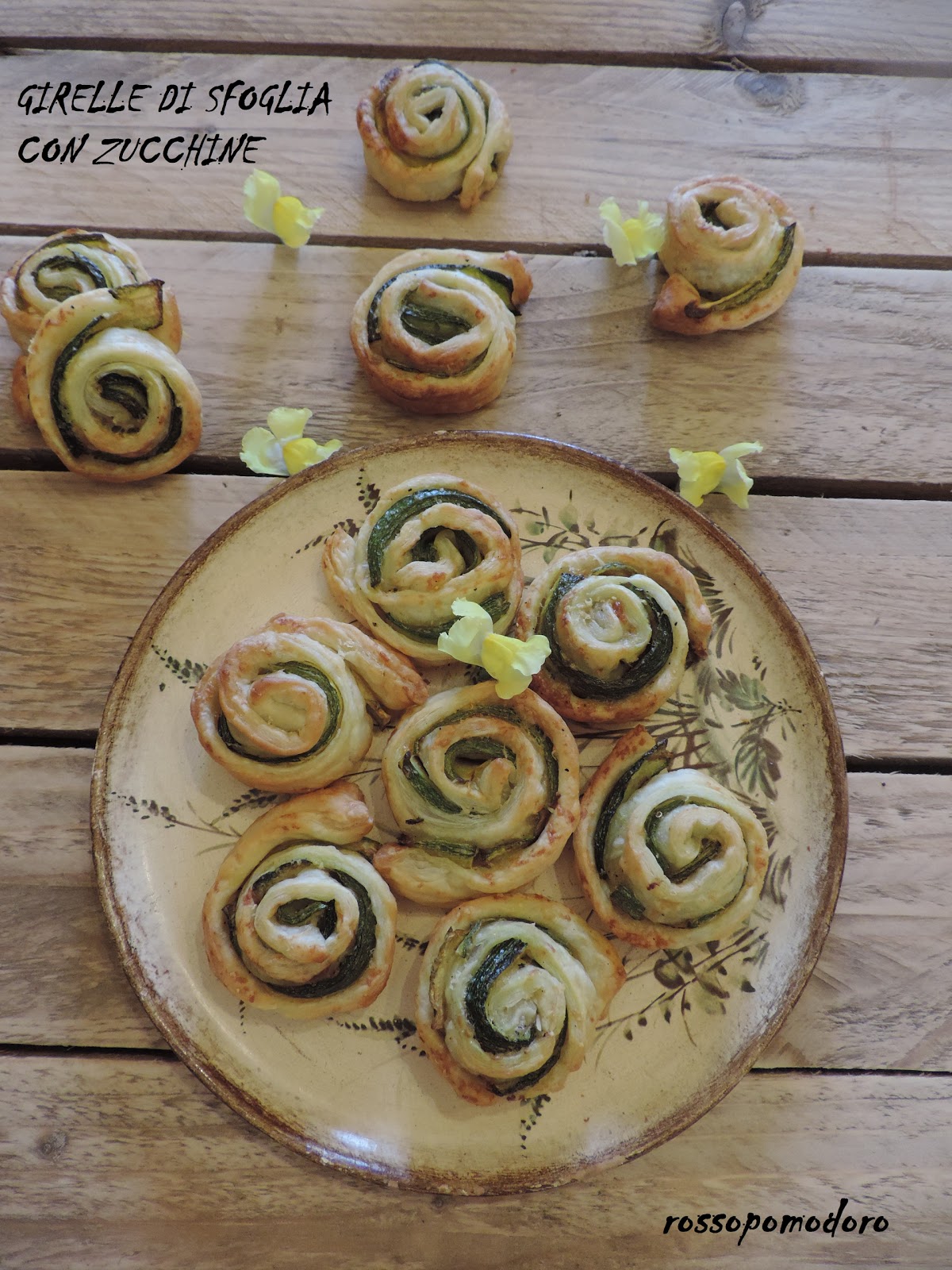 Girelle di sfoglia con zucchine