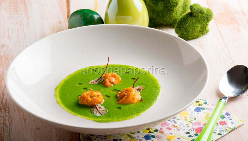 Girelle di sogliola alla curcuma su crema di piselli: leggerezza nelle feste.
