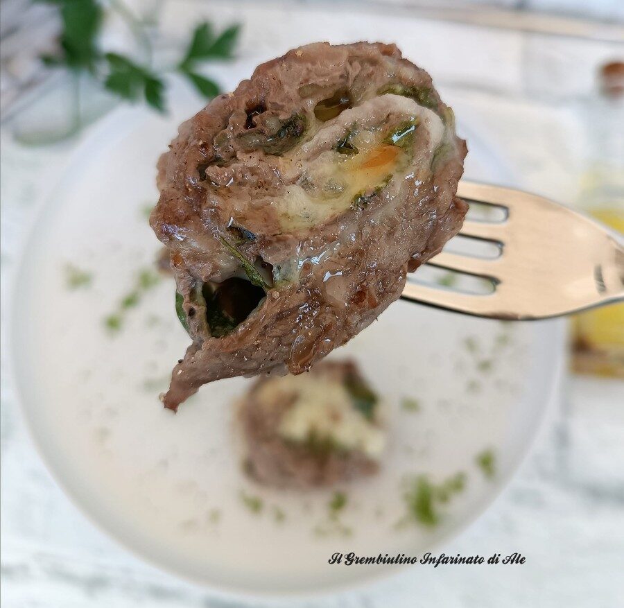Girelle di straccetti con rucola e scamorza
