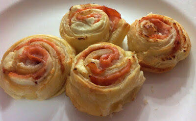 Girelle salmone e formaggio spalmabile