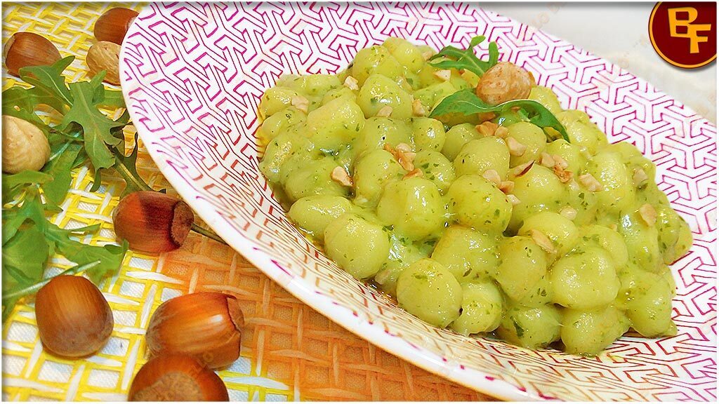 Gnocchetti con crema di rucola e robiola