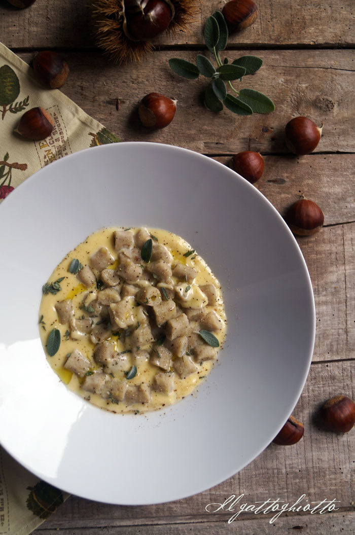 Gnocchetti di castagne con fonduta di sbrinz e salvia fresca