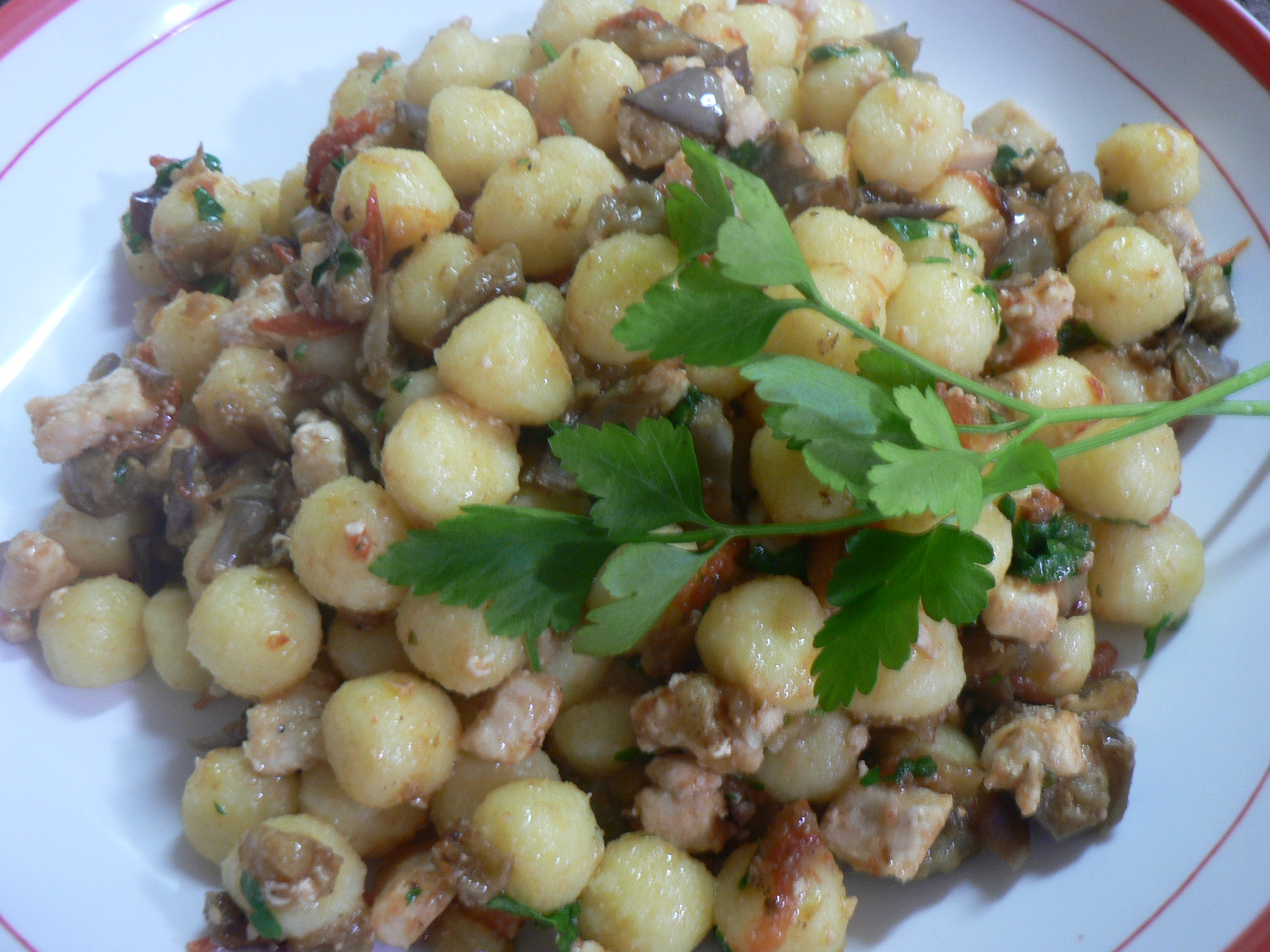 Gnocchetti pesce spada e melanzane | noi due in cucina