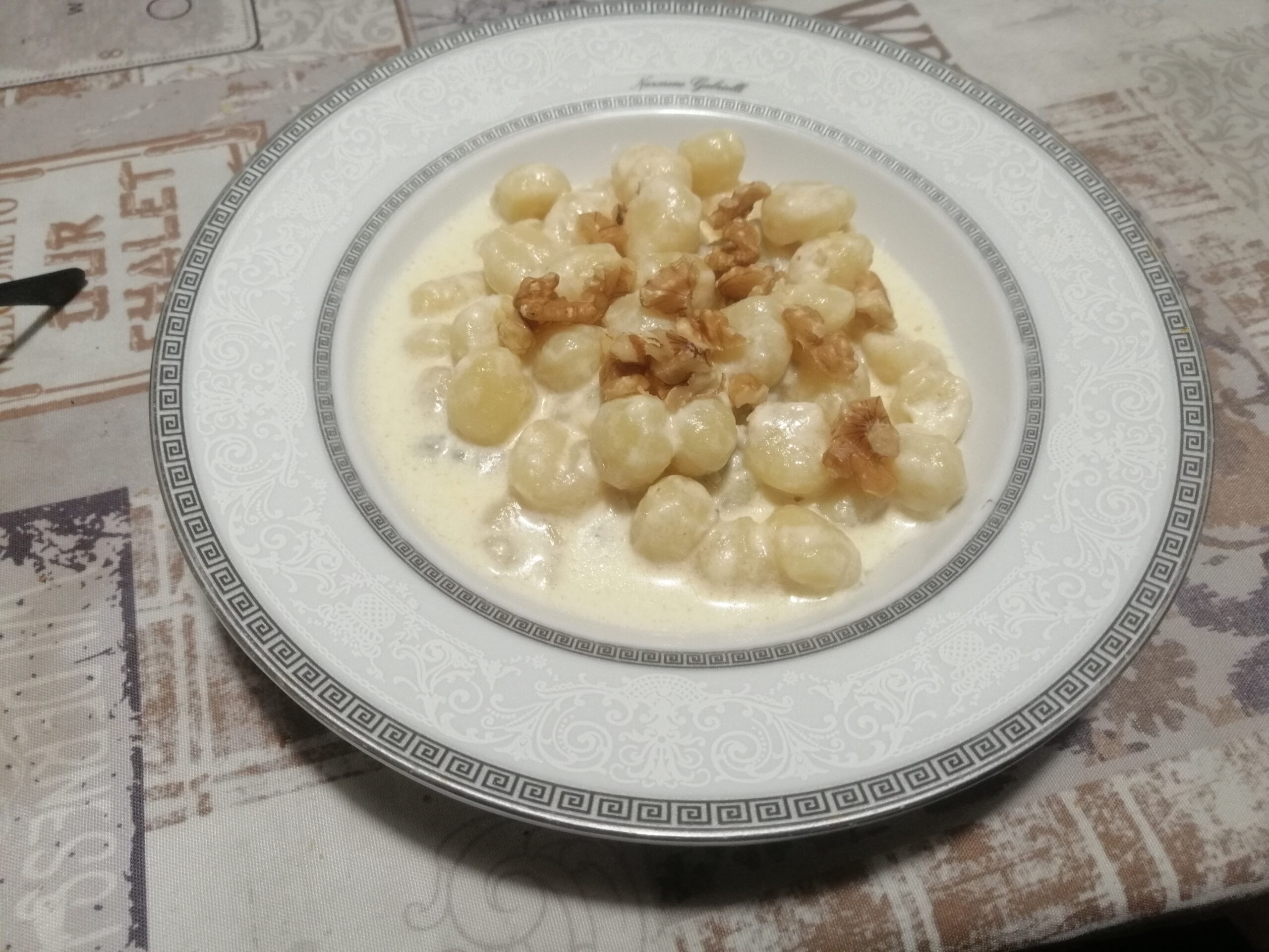 Gnocchi al gorgonzola e noci
