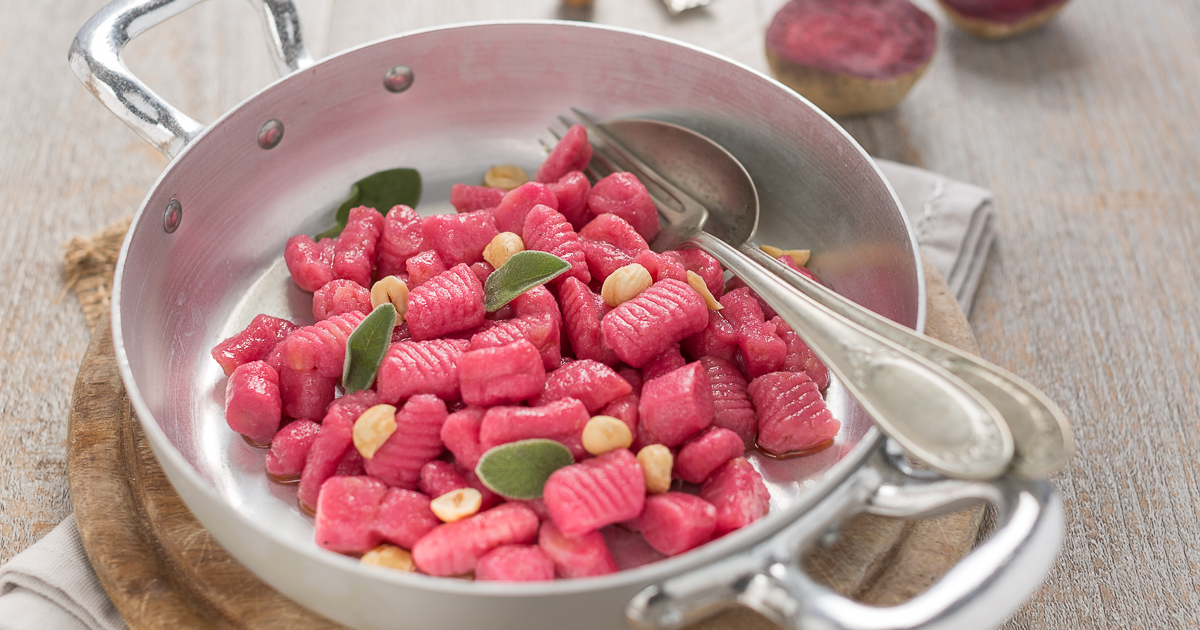 Gnocchi alla barbabietola senza  uova  senza glutine | vegan